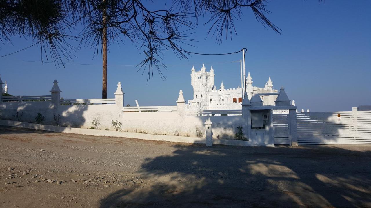 Snow White Castle Apartment Kiotari Exterior photo